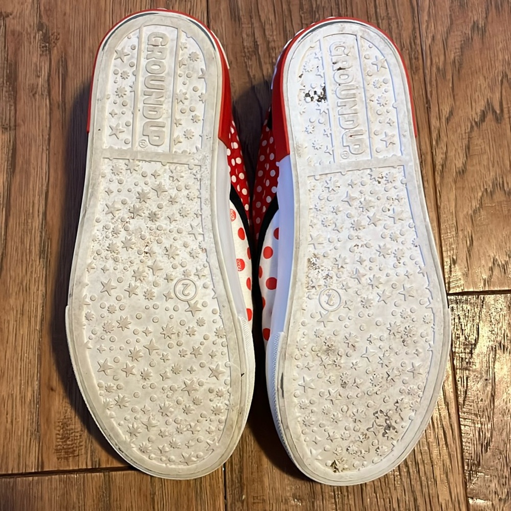 Minnie Mouse Slip-ons Size 2 - Picture 4 of 4